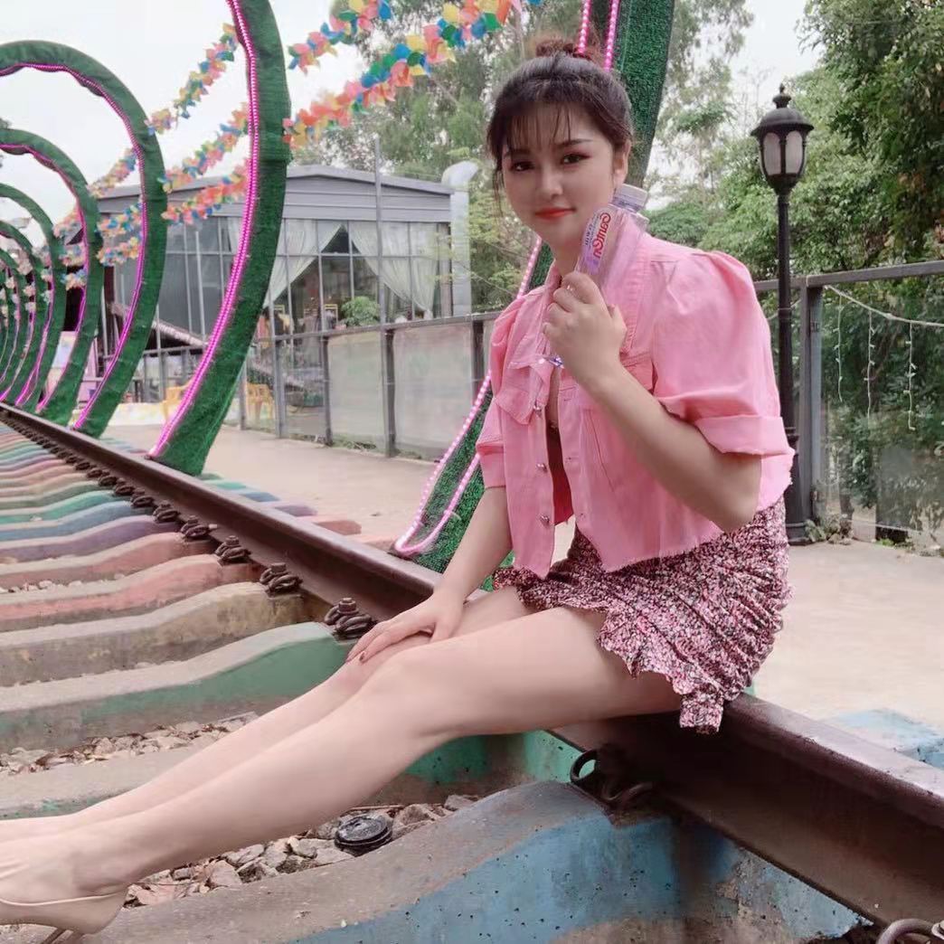 无锡房地产兼职美女